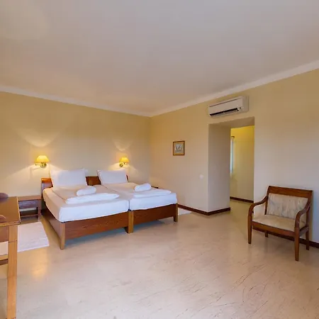Üdülőközpont Kalimera Kriti & Village 5*